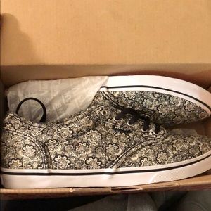 Size 7 Vans